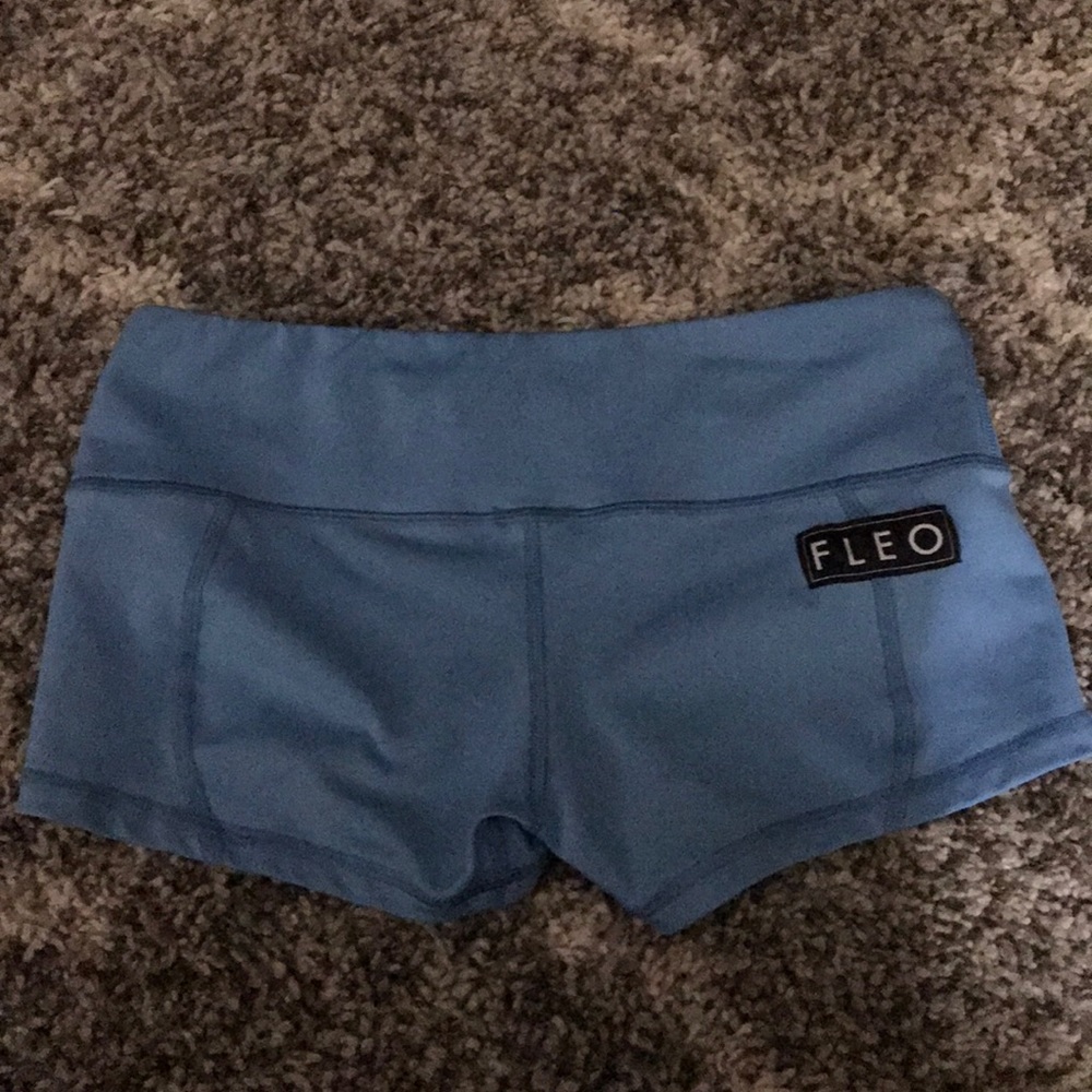 FLEO shorts